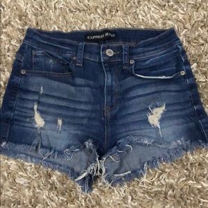 Mid rise cut off jean shorts